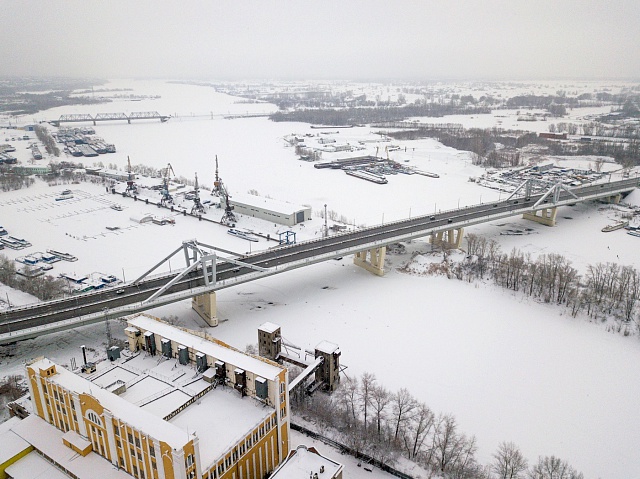 Новый Фрунзенский мост начнет работать с развязками только летом