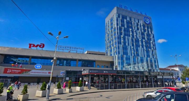 УФАС выявило трехкратное завышение цен на парковку у вокзала Ростова - фото 1