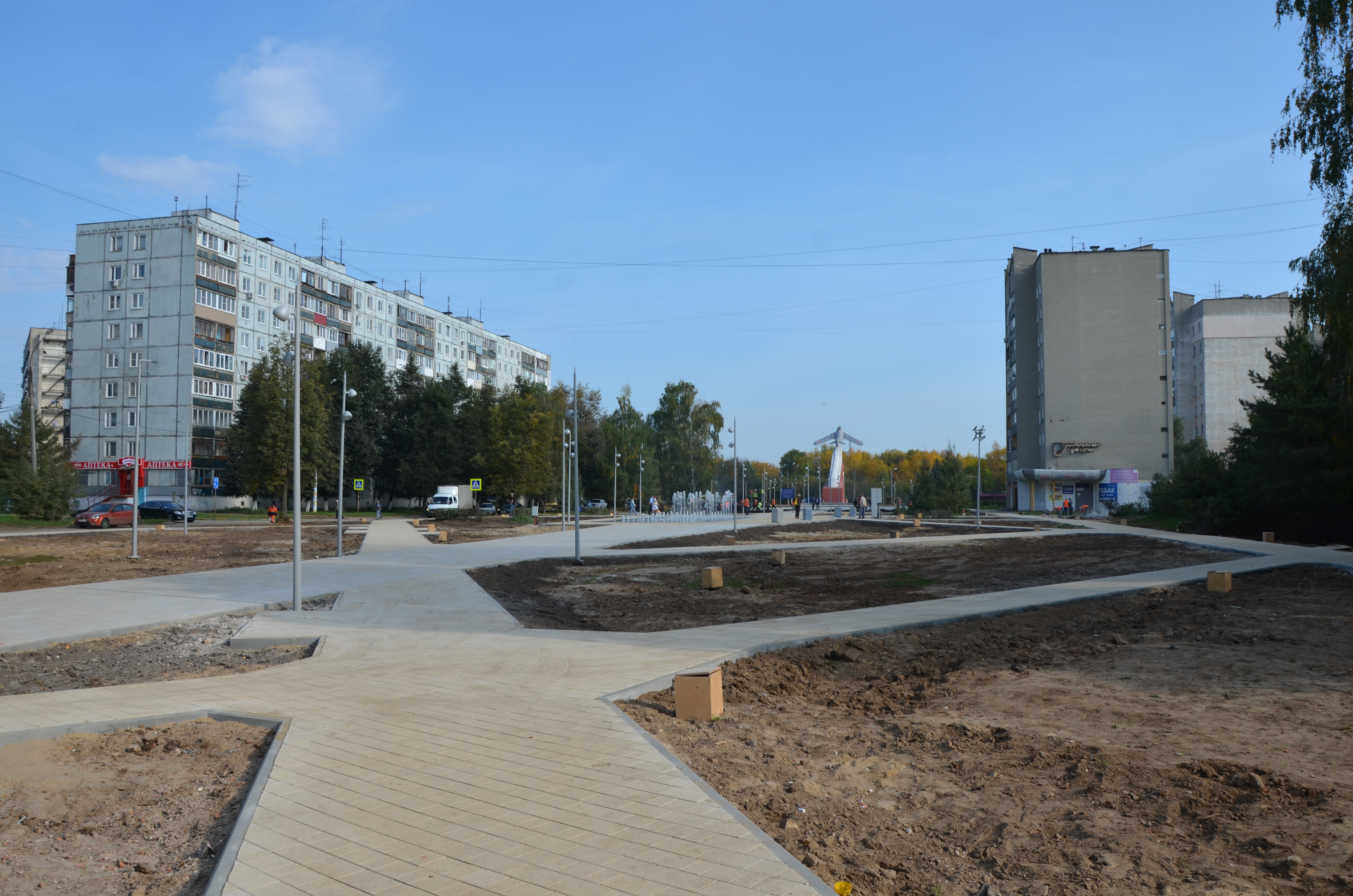 Как готовится к открытию благоустроенный сквер Авиастроителей в Нижнем Новгороде 