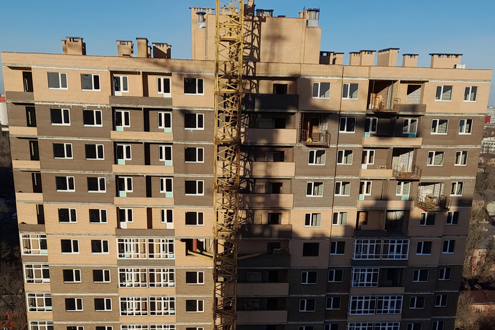 В Ростове в ноябре приобрели в два раза меньше недвижимости в новостройках - фото 1
