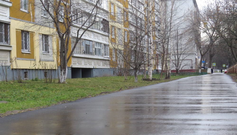Тротуар отремонтировали в Автозаводском районе по просьбам местных жителей